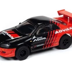 Auto World 1999 Nissan Skyline X-Traction R28 HO Slot Car