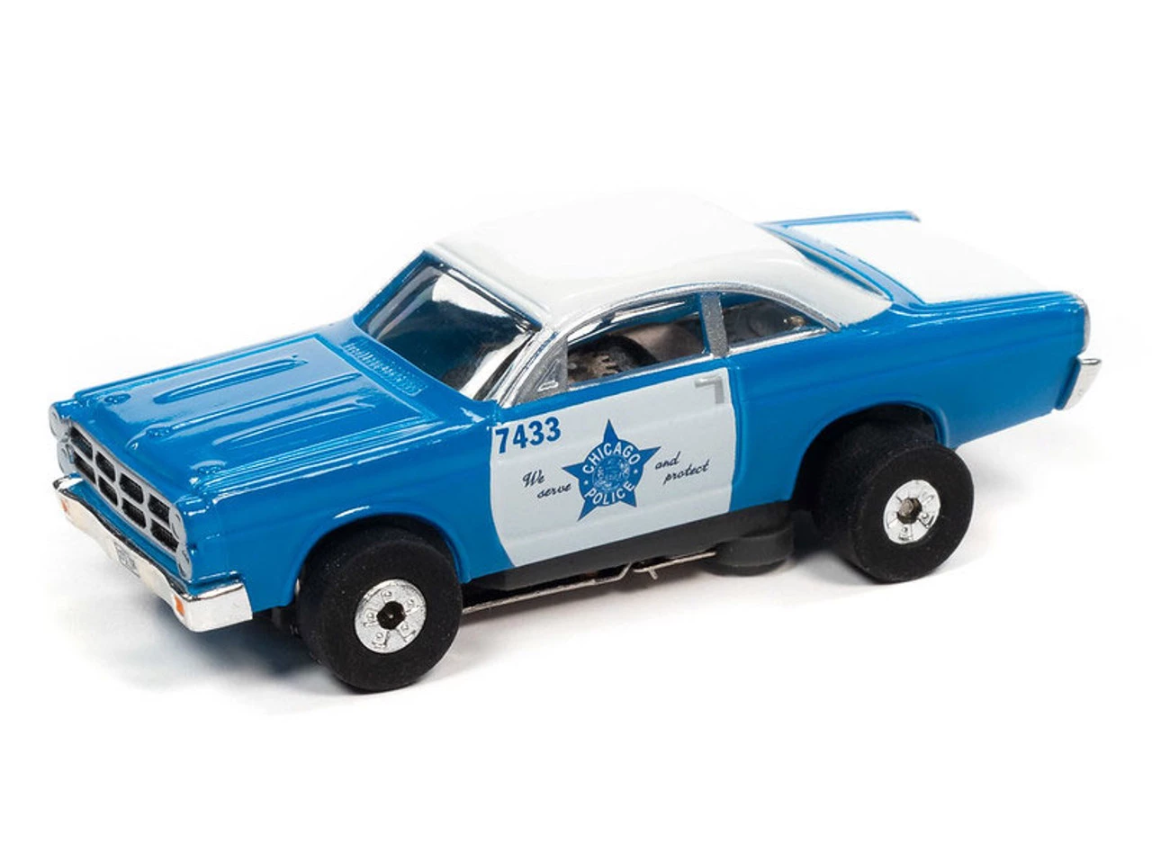 Auto World 1967 Ford Fairlane Chicago Police Car (Blue/White) Thunderjet HO Slot Car
