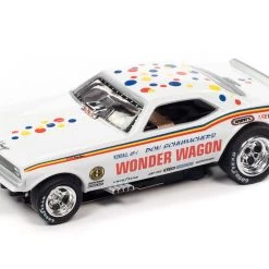 Auto World Don Schumacher 1970s Plymouth Barracuda Wonder Wagon 4Gear R26 HO Slot Car