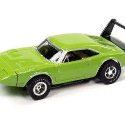 Auto World 1969 Dodge Charger Daytona (Green) X-Traction R35 HO Slot Car