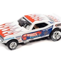 Auto World 1972 Plymouth Cuda Funny Car (White w/Flames) Don " The Snake" Prudhomme Snake II 4Gear Legends R1 HO Slot Car