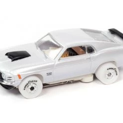 Auto World iWHEELS 1970 Ford Mustang Boss 429 Thunderjet HO Slot Car