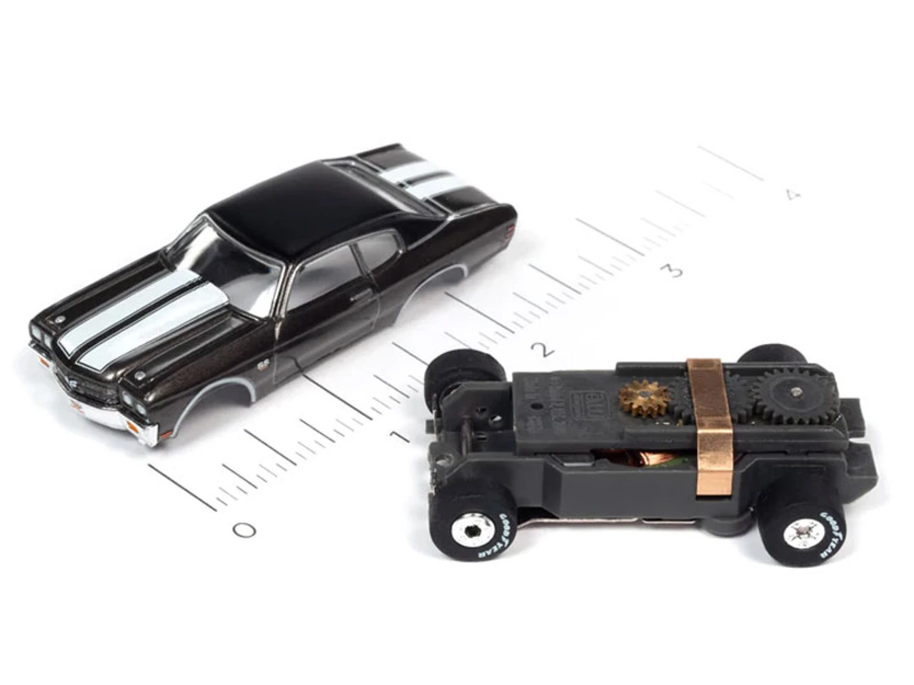 Auto World 1970 Chevrolet Chevelle SS (Gray) Thunderjet HO Slot Car - Image 3