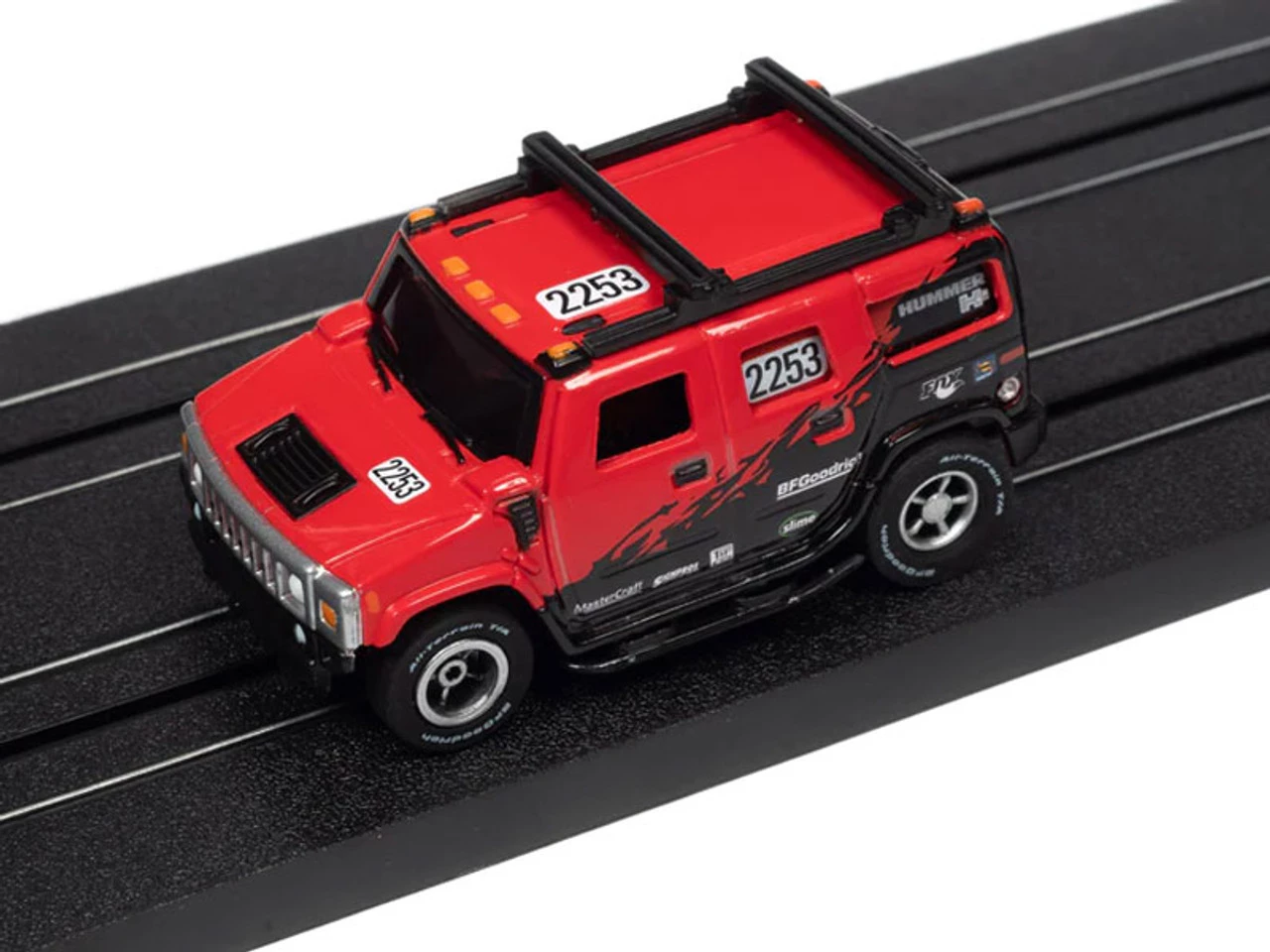 Auto World 2005 Hummer H2 (Red) Rally World Stage X-Traction HO Slot Car - Image 2